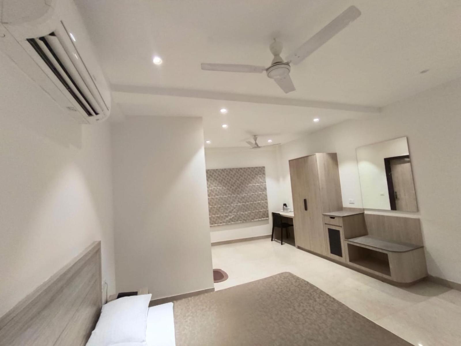 Hotel Bagla Atithi Banaras Benares Buitenkant foto