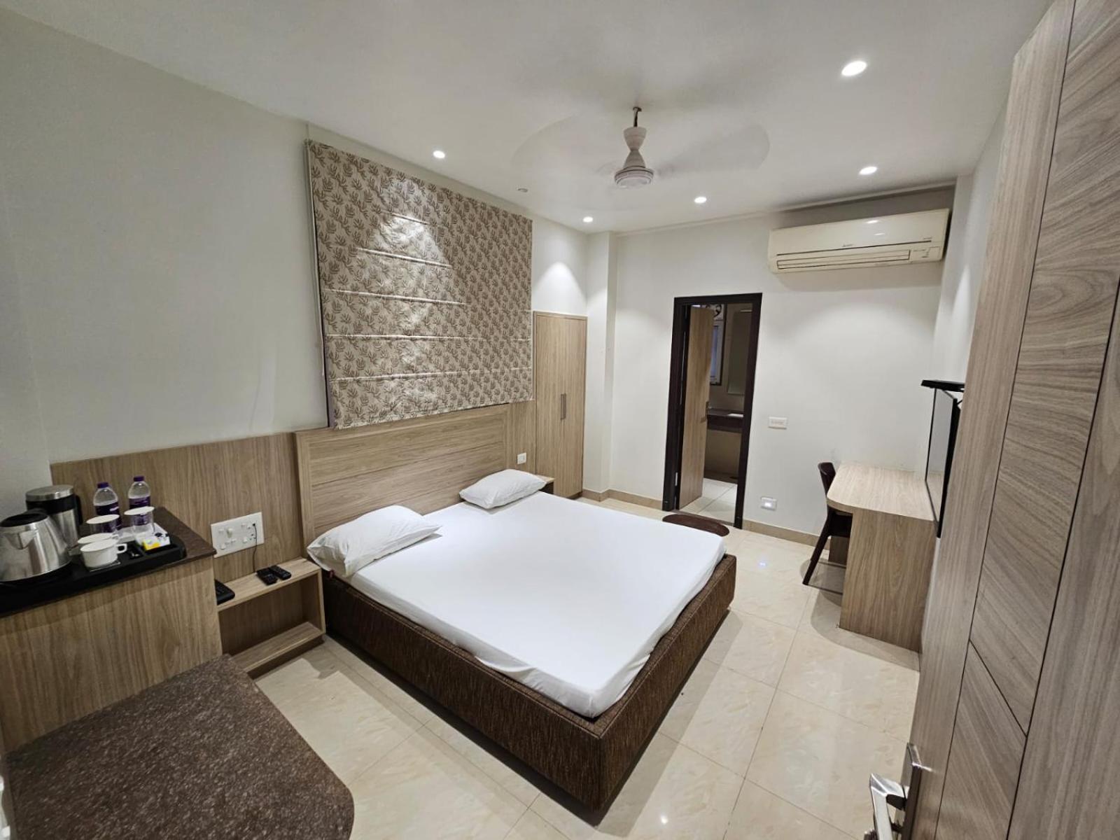 Hotel Bagla Atithi Banaras Benares Buitenkant foto